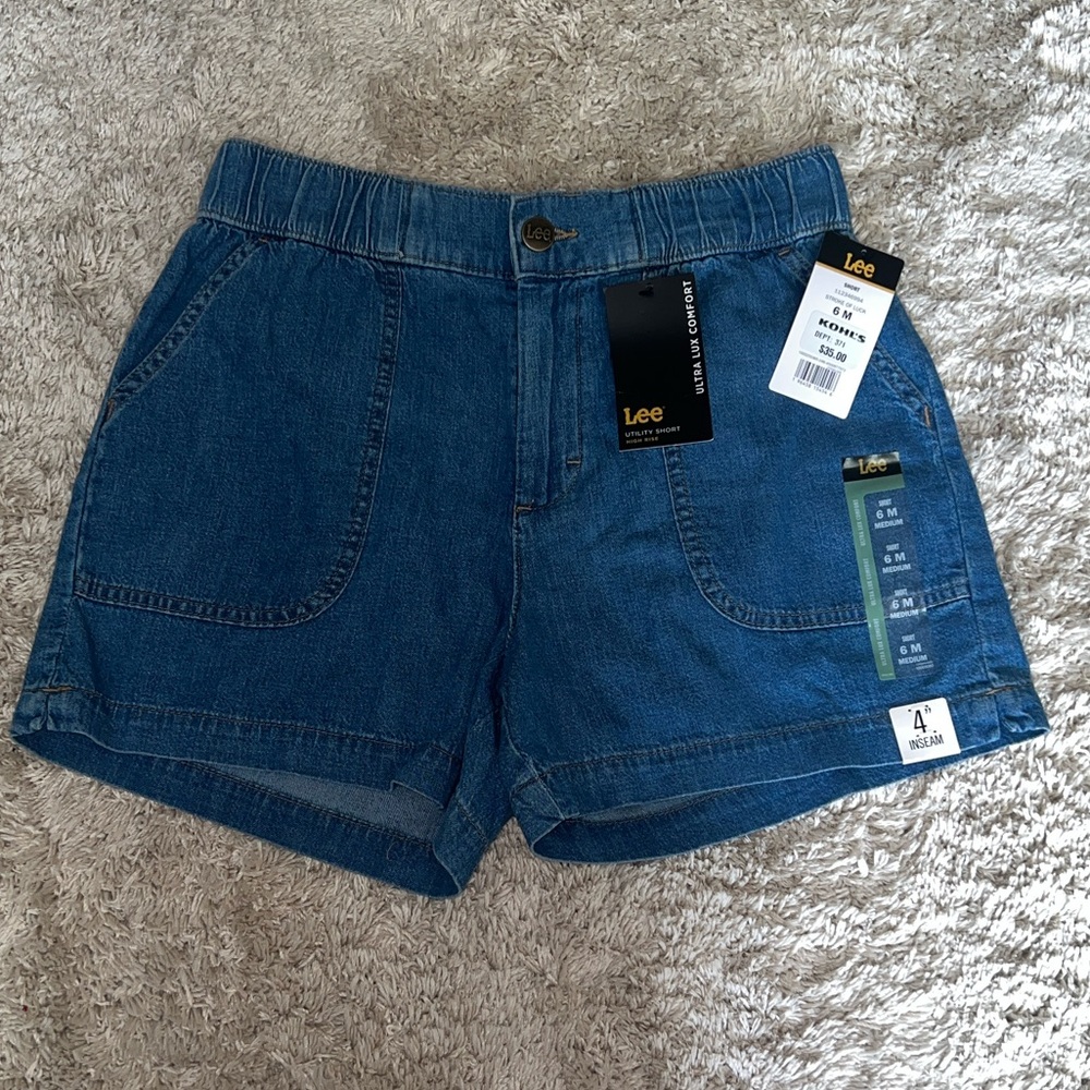 NWT Lee Ultra Lux Comfort Utility Denim Shorts High Rise Size 6M